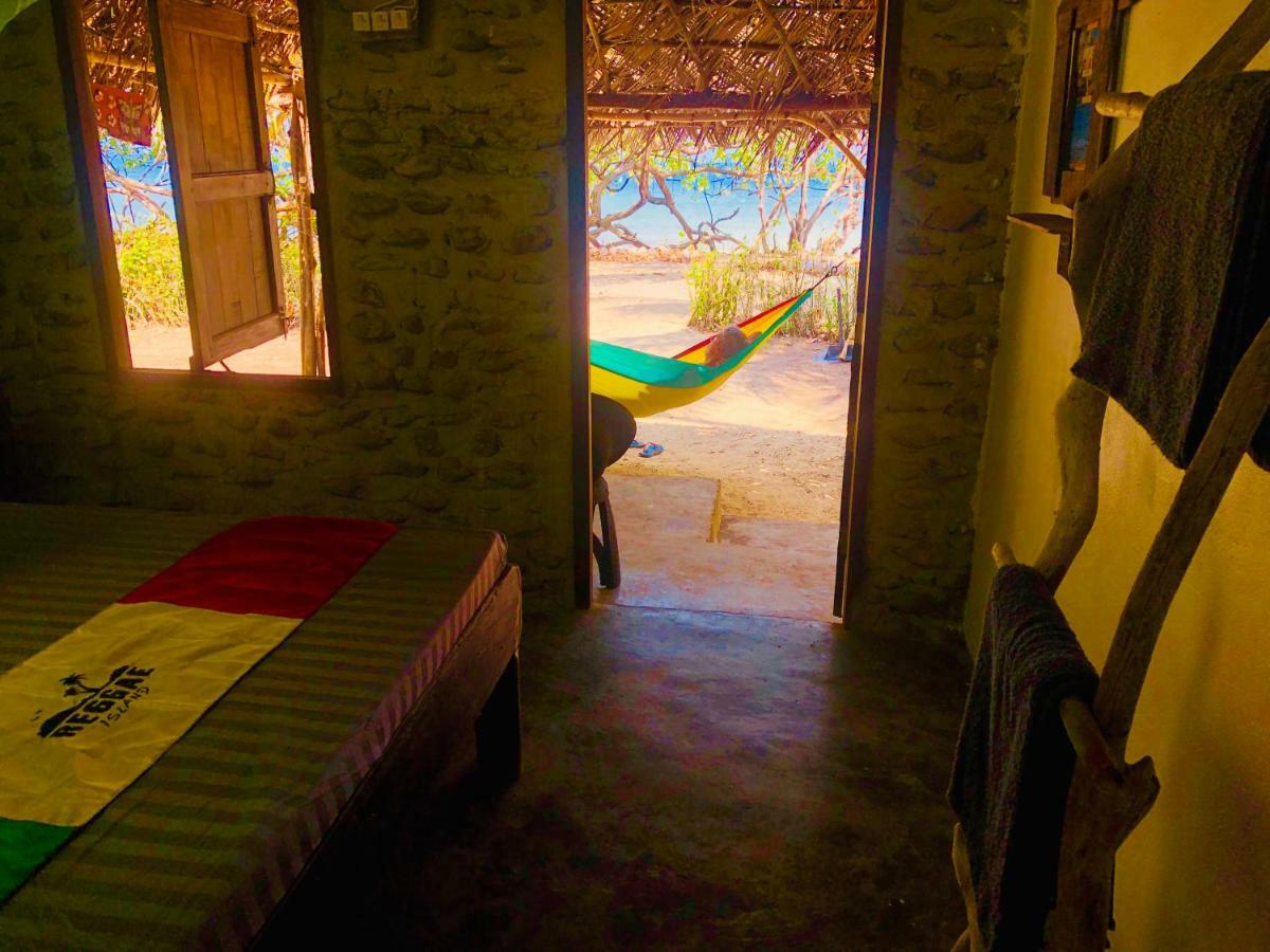 Reggae Island Private Island Hotel Koh Phayam Exterior foto