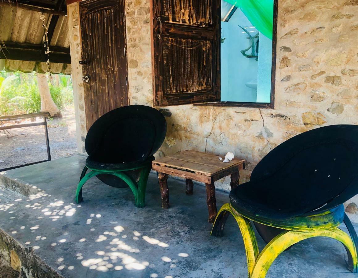 Reggae Island Private Island Hotel Koh Phayam Exterior foto