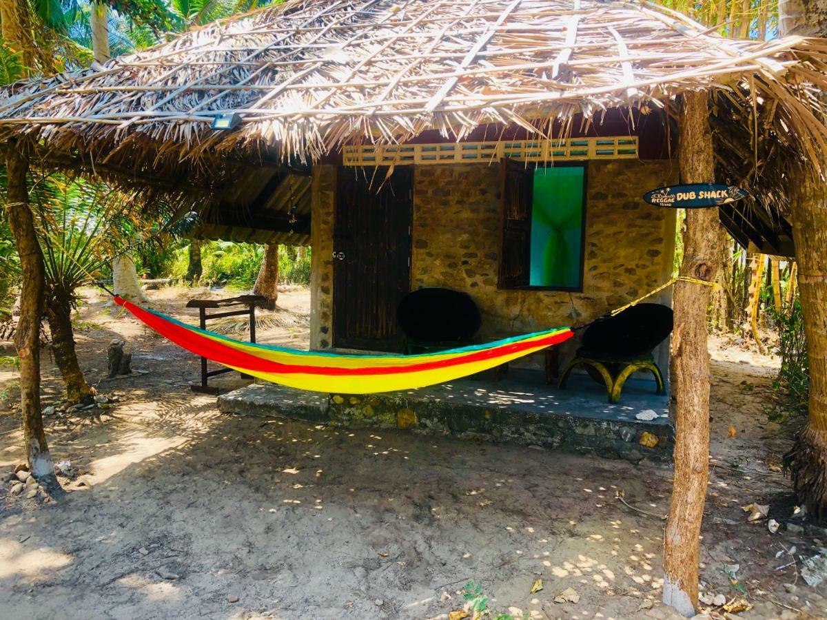 Reggae Island Private Island Hotel Koh Phayam Exterior foto
